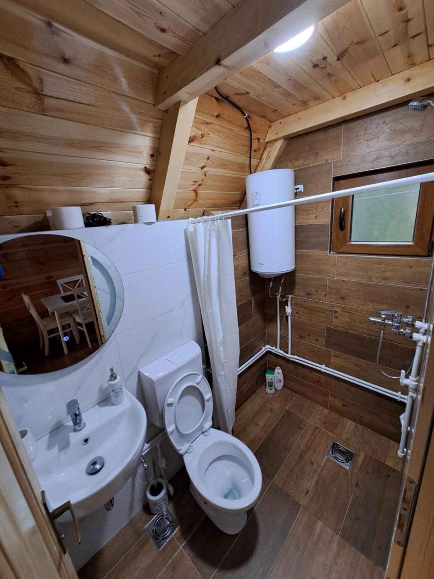 Organic Family Farm Hotel Zabljak  Bilik gambar
